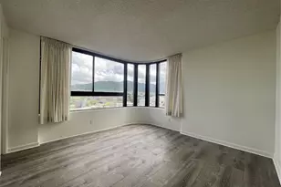 2724 Kahoaloha Ln, Honolulu, HI 96826 - Photo 8
