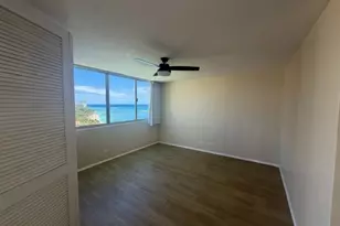 2500 Kalakaua Ave, Honolulu, HI 96815 - Photo 2