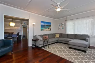 2158 Makanani Dr, Honolulu, HI 96817 - Photo 2