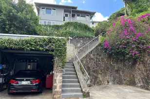 2158 Makanani Dr, Honolulu, HI 96817 - Photo 1