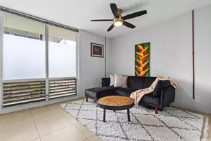 929 Ahana St, Honolulu, HI 96814 - Photo 2