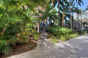 1720 Ala Moana Blvd, Honolulu, HI 96815 - Photo 12