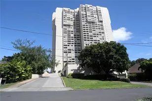 1717 Mott Smith Dr, Honolulu, HI 96822 - Photo 2