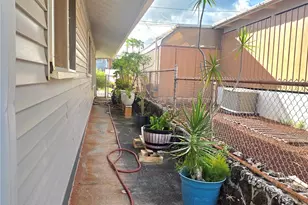 1541 Kalauipo St, Pearl City, HI 96782 - Photo 18