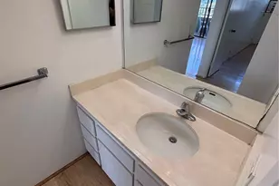 2240 Kuhio Ave, Honolulu, HI 96815 - Photo 12