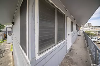 1719 Nuuanu Avenue #4E, Honolulu, HI 96817 - Photo 2