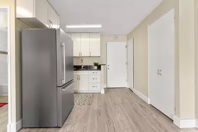 1535 Pensacola Street #910, Honolulu, HI 96822 - Photo 10