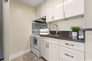 1535 Pensacola St, Honolulu, HI 96822 - Photo 2
