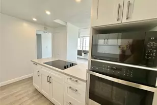 1535 Pensacola St, Honolulu, HI 96822 - Photo 6