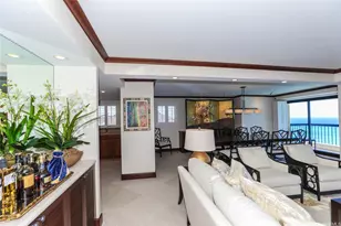 2470 Kalakaua Ave, Honolulu, HI 96815 - Photo 6