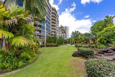 1525 Wilder Avenue #905, Honolulu, HI 96822 - Photo 22