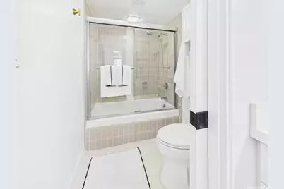 1650 Ala Moana Boulevard #1907, Honolulu, HI 96815 - Photo 16