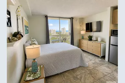 1920 Ala Moana Boulevard #1103, Honolulu, HI 96815 - Photo 2