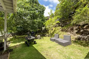 654 D Walea Pl, Honolulu, HI 96817 - Photo 24
