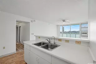 3009 Ala Makahala Pl, Honolulu, HI 96818 - Photo 6
