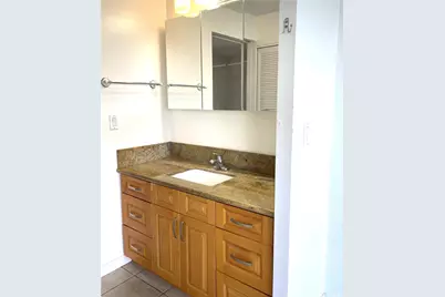320 Liliuokalani Avenue #2004, Honolulu, HI 96815 - Photo 16