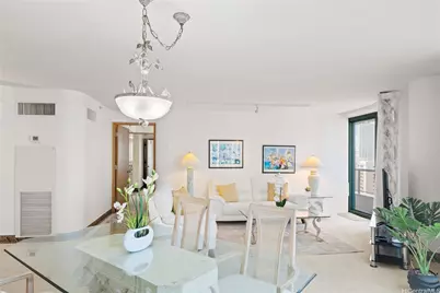 1888 Kalakaua Avenue #2405, Honolulu, HI 96815 - Photo 2