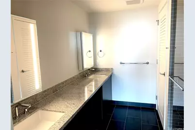 1001 Queen Street #3204, Honolulu, HI 96814 - Photo 1