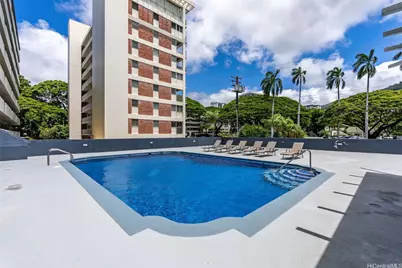 1615 Wilder Avenue #801, Honolulu, HI 96822 - Photo 2