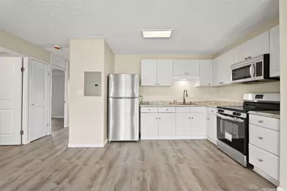 1615 Wilder Avenue #801, Honolulu, HI 96822 - Photo 22