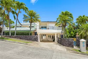 869 Ikena Circle, Honolulu, HI 96821 - Photo 2