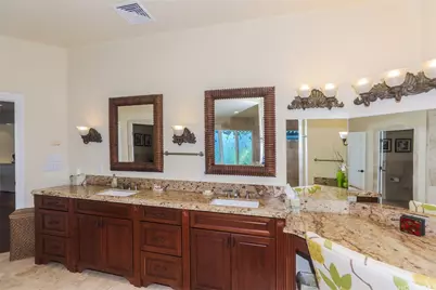 [Address not provided], Honolulu, HI 96825 - Photo 14