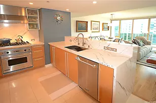 1177 Queen St, Honolulu, HI 96814 - Photo 2