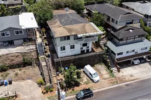 1347 Wanaka St, Honolulu, HI 96818 - Photo 8