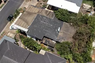 1347 Wanaka St, Honolulu, HI 96818 - Photo 10