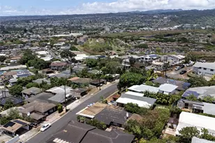 1347 Wanaka St, Honolulu, HI 96818 - Photo 12