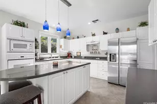 1004 Kaolo St, Honolulu, HI 96825 - Photo 8