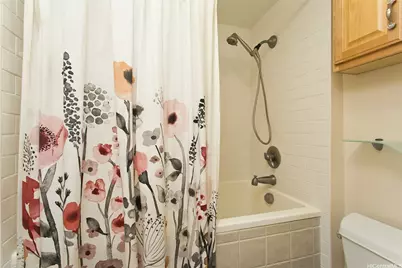 2410 Cleghorn Street #1704, Honolulu, HI 96815 - Photo 10
