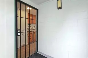 1025 Maunaihi Pl, Honolulu, HI 96822 - Photo 24