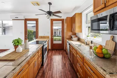 865 N Kalaheo Avenue, Kailua, HI 96734 - Photo 16
