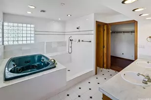 865 N Kalaheo Ave, Kailua, HI 96734 - Photo 10