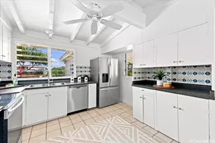 453 Iliaina St, Kailua, HI 96734 - Photo 8
