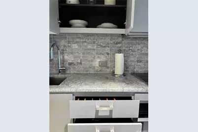 383 Kalaimoku Street #1106, Honolulu, HI 96815 - Photo 12