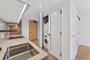 333 Ward Ave, Honolulu, HI 96814 - Photo 10