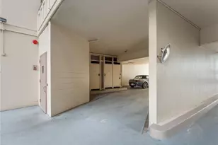 1676 Ala Moana Blvd, Honolulu, HI 96815 - Photo 10