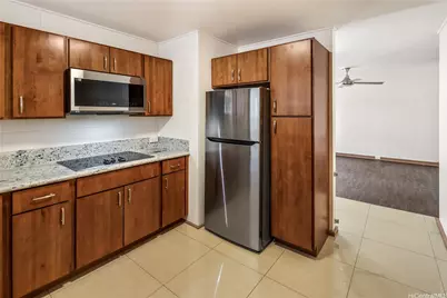1329 Kaihee Street #B, Honolulu, HI 96822 - Photo 2