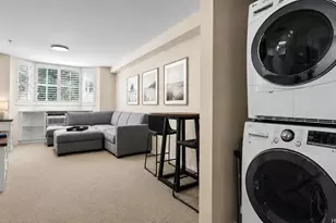 1800 Kaioo Dr, Honolulu, HI 96815 - Photo 8