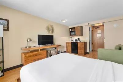 2425 Kuhio Avenue #703, Honolulu, HI 96815 - Photo 8