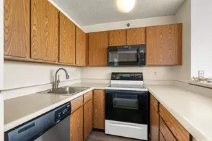 98-402 Koauka Loop, Aiea, HI 96701 - Photo 6