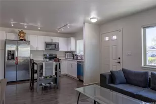 801 Kakala St, Kapolei, HI 96707 - Photo 4