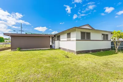 1053 Ehoeho Avenue, Wahiawa, HI 96786 - Photo 10