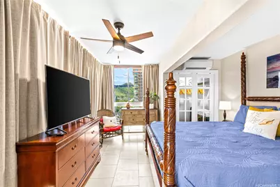 155 Paoakalani Avenue #PH2, Honolulu, HI 96815 - Photo 18