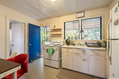 825 Olokele Avenue, Honolulu, HI 96816 - Photo 18