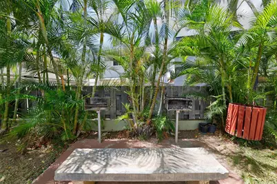 2522 Date Street #1101, Honolulu, HI 96826 - Photo 18