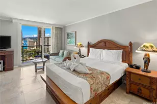 2045 Kalakaua Ave, Honolulu, HI 96815 - Photo 1