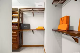 1555 Kapiolani Blvd, Honolulu, HI 96814 - Photo 12